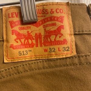 Used like New Mens Levi’s 32/32